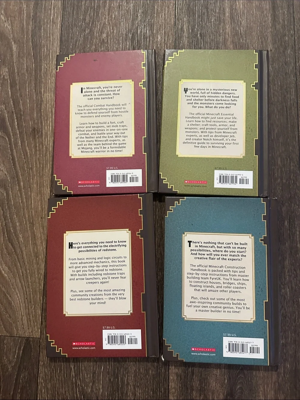 Minecraft set of 4 handbook Set combat, redstone, essential, and construction